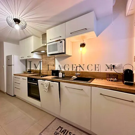 Citadella - T4 Moderne Avec Parking, Ascenseur, Terrasse, Centre-ville & A Pied Апартаменты