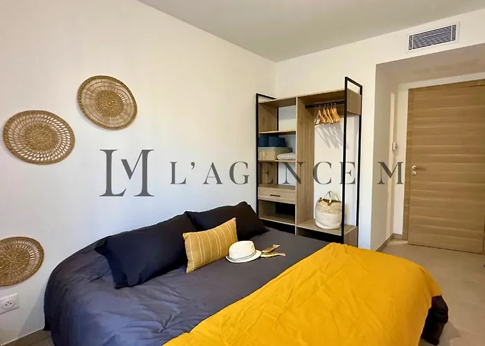 Citadella Centre & Calvi (Corsica)